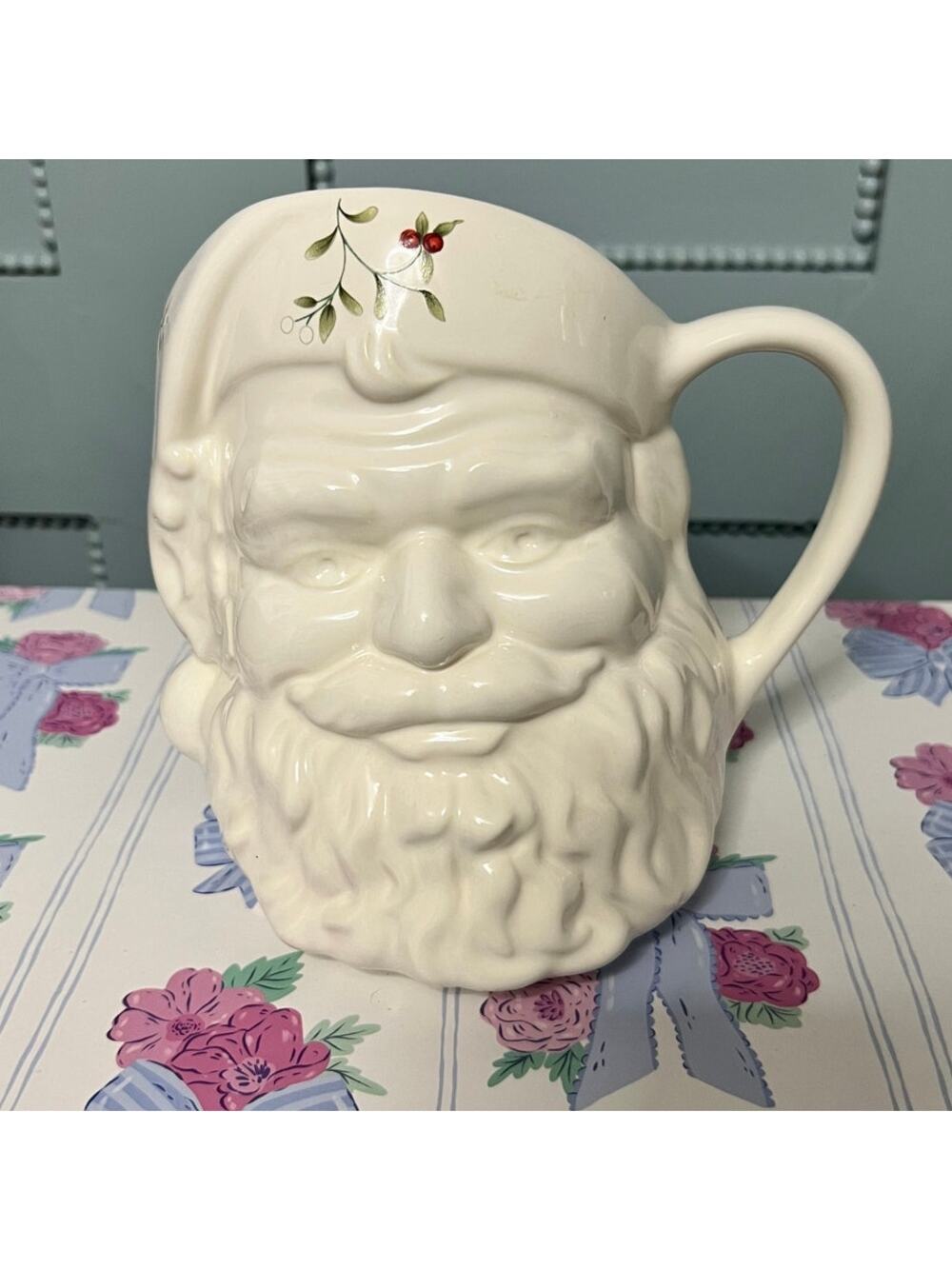 Pfaltzgraff Winterberry Santa Claus Giant Toby Mug Vase 6.5" Christmas Holly